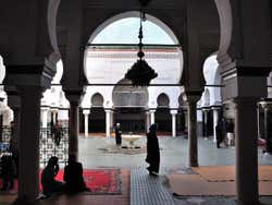Mausoleo de Mulay Idrís, patio