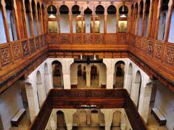 Museo de Arte y Artesanía de la Madera